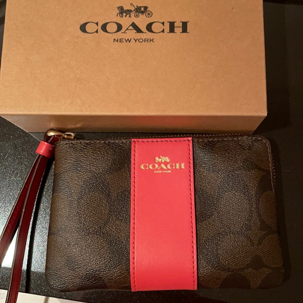 6” X 4” Coach Wrislet